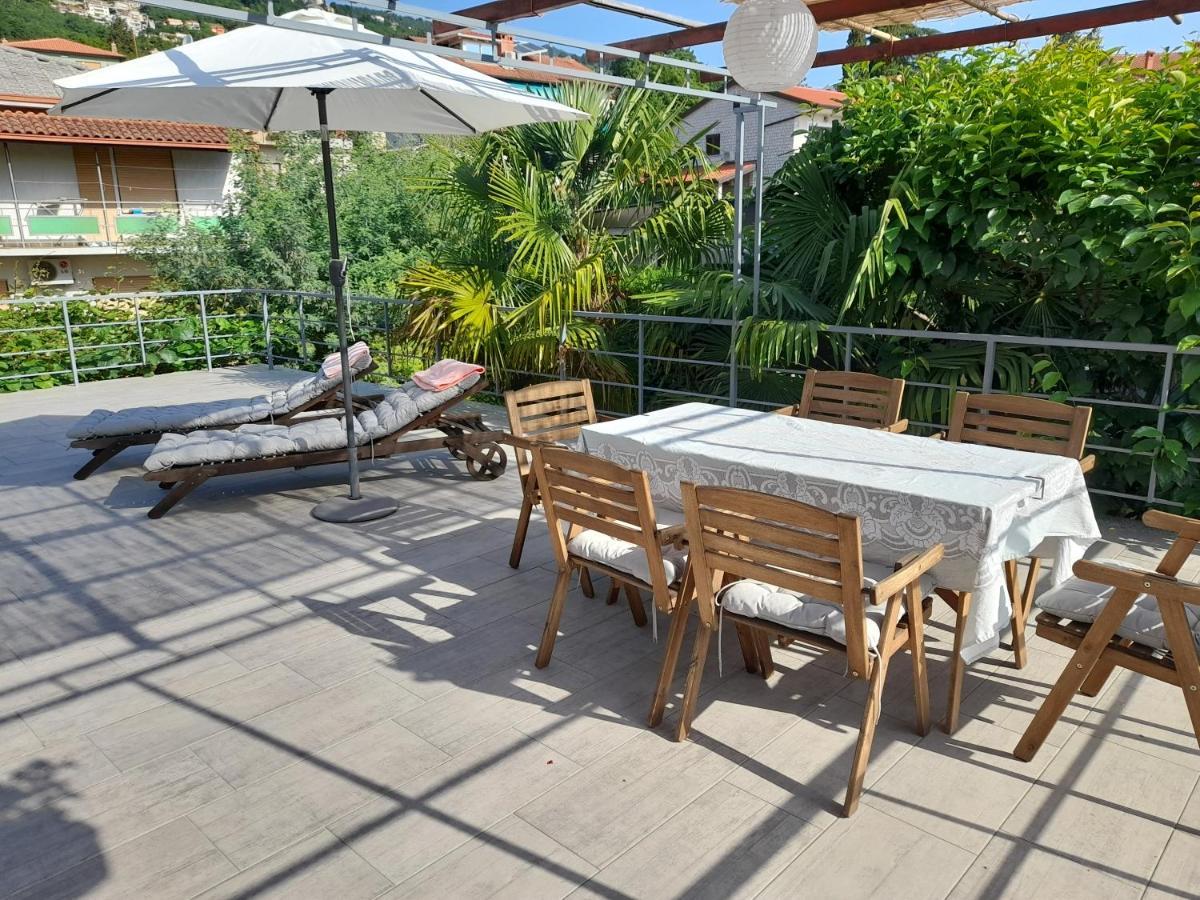 Apartments Orange Lovran Luaran gambar