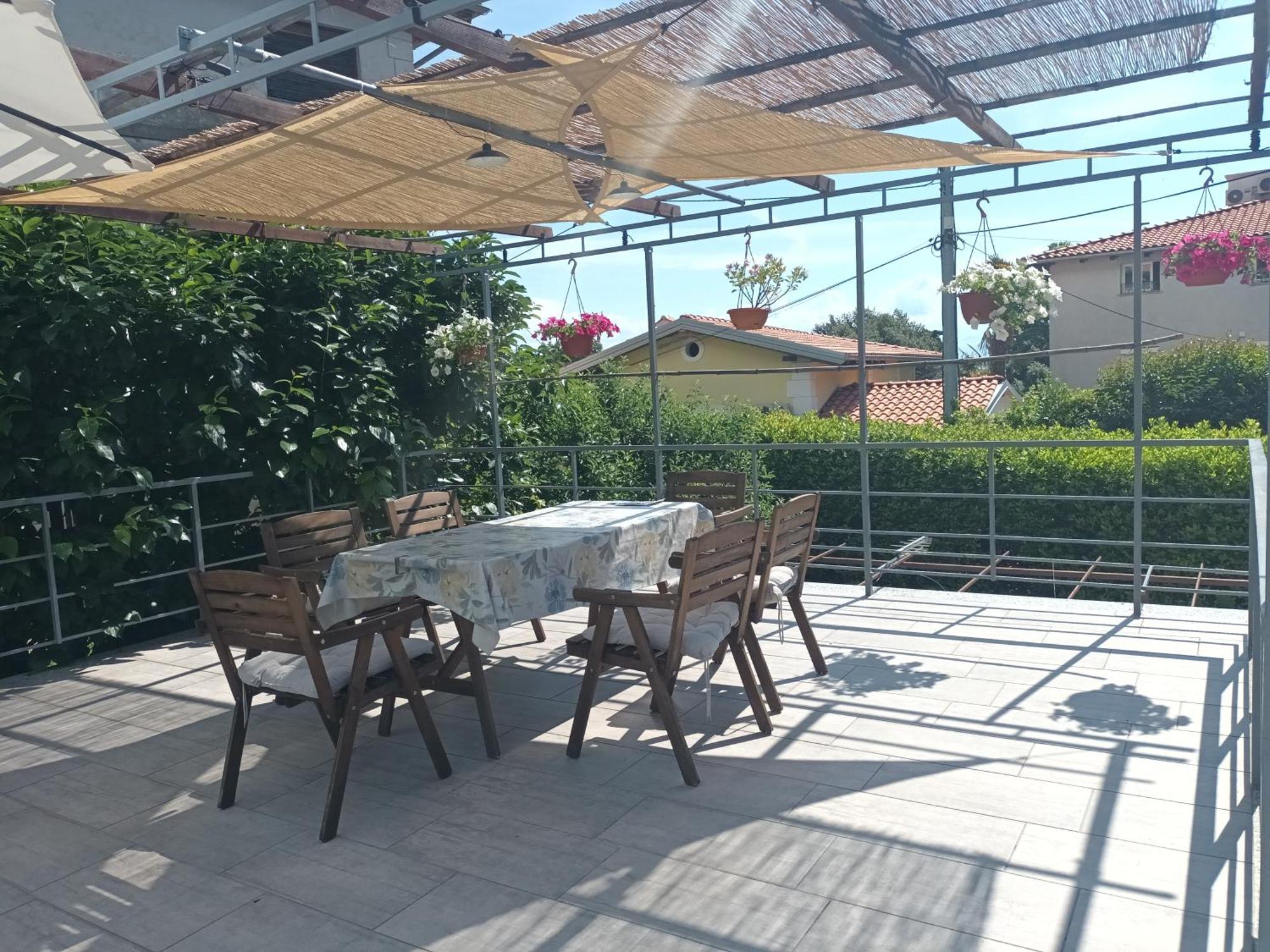 Apartments Orange Lovran Luaran gambar